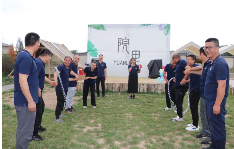 甘肅騰遠(yuǎn)建材丨2024年中團(tuán)建活動——“熾熱之夏，團(tuán)隊之火”
